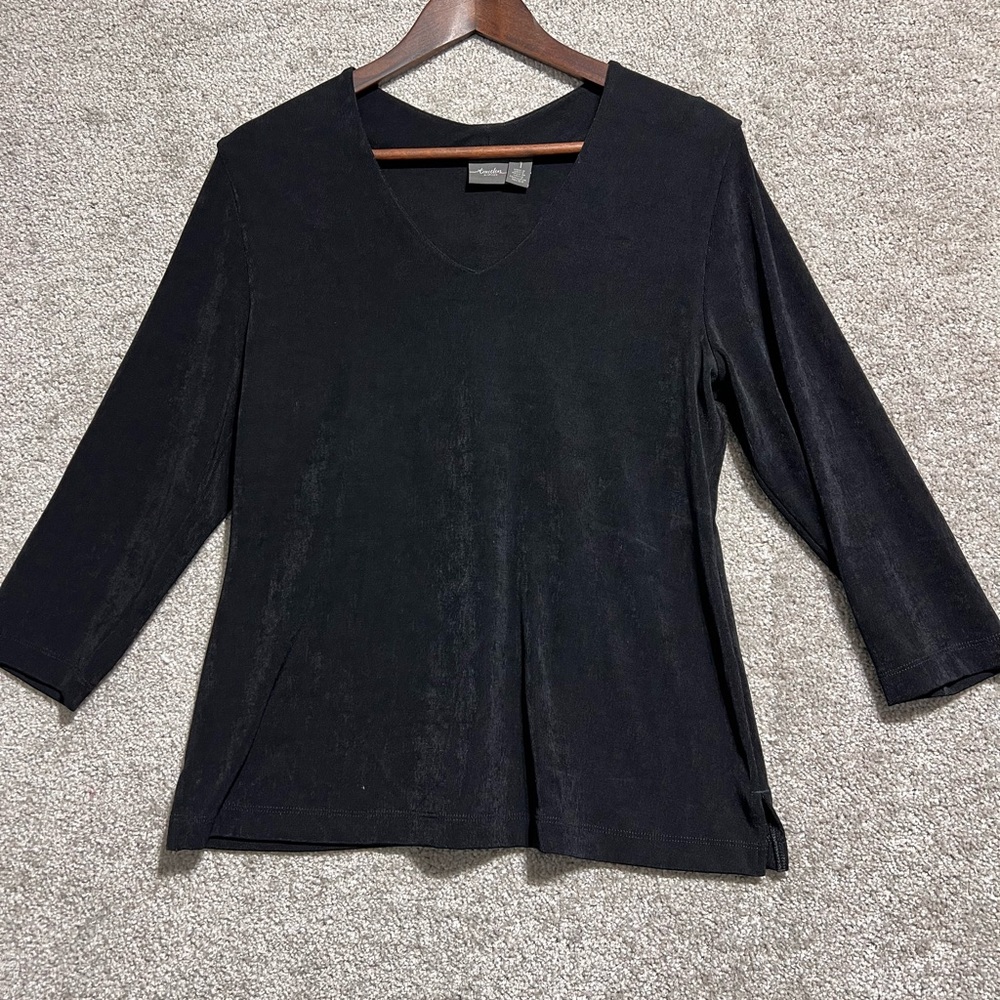 Travelers By Chicos Woman’s Black 3/4 Sleeve Shirt Size Small 8/10